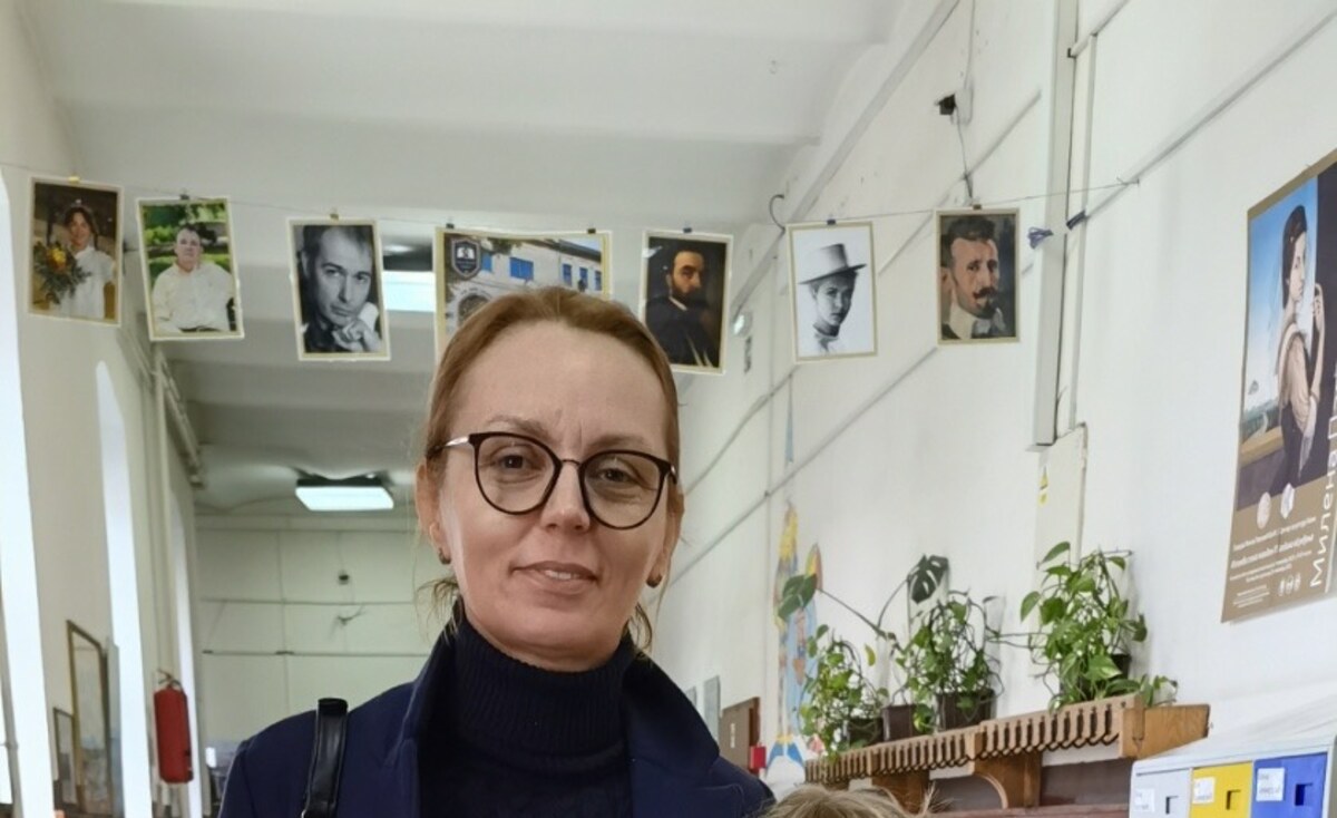 Лара Вукотић освојила 1. место на Општинском такмичењу из  српског језика и језичке културе